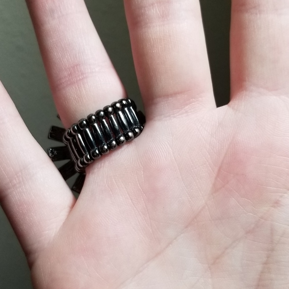 Metallic Sunflower Ring - Picture 4 of 4